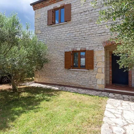 Semesterbostad Sunny House With Private Pool *